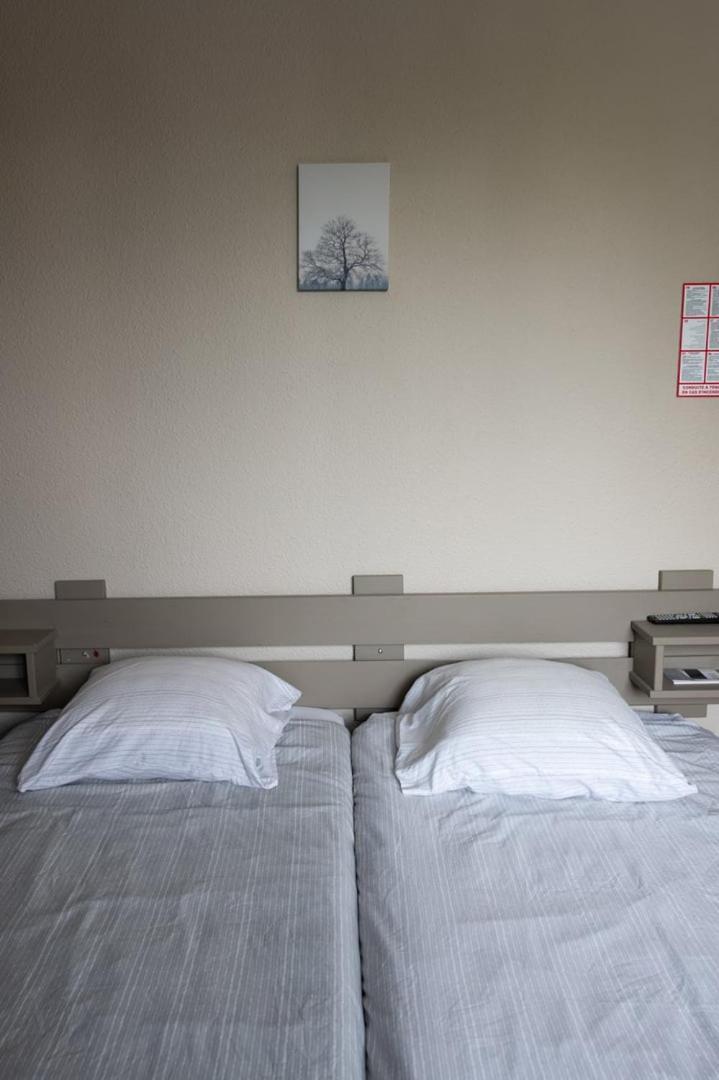 Chez Jostel - Chambre 5 Genay  Eksteriør billede